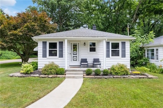 1923 Auten Dr, Akron, OH 44320
