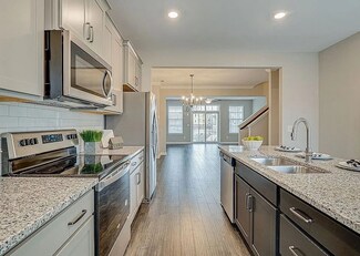 2400 Arden Village Dr, Columbia, TN 38401