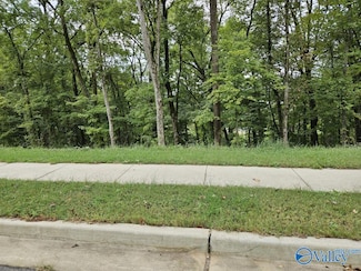 4108 Devon St SE, Huntsville, AL 35802