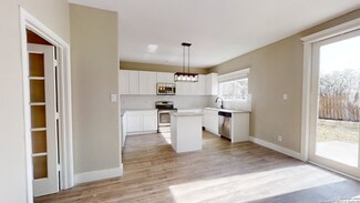 5831 Silent Forest Dr, San Antonio, TX 78250