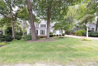 5716 Woodburn Rd, Richmond, VA 23225