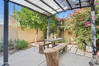 7726 E Oak St, Scottsdale, AZ 85257