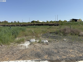 1289 SE 9th St, Hermiston, OR 97838