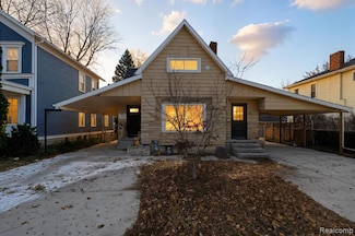 552 S Main St Unit 1, Marine City, MI 48039