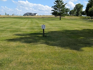 1771 Golf Course Blvd Unit 27, Independence, IA 50644
