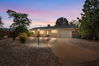 500 Gral Trevino Dr SE, Rio Rancho, NM 87124