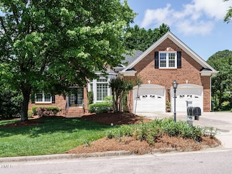 101 Temple Gate Dr, Cary, NC 27518