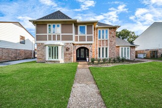 1719 Saddlecreek Dr, Houston, TX 77090
