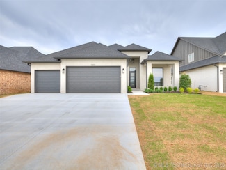 5810 E 126th Place S, Bixby, OK 74008