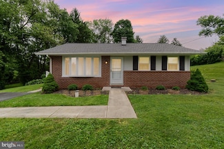 2111 Givenswood Dr, Fallston, MD 21047