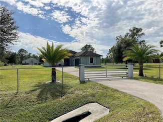 2360 37th Ave NE, Naples, FL 34120