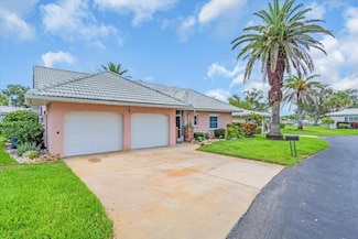 16 Oakwood Dr N Unit 16, Englewood, FL 34223