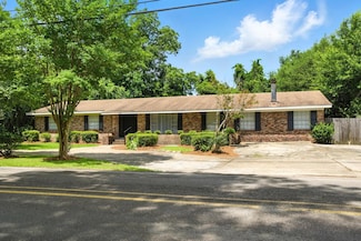 105 S 34th Ave, Hattiesburg, MS 39402