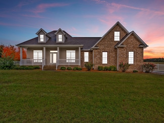 1440 Leaf Ln, Ashland City, TN 37015