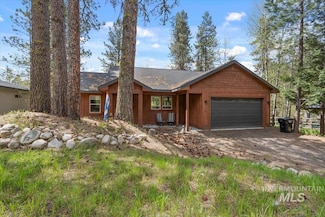 714 Spruce St, McCall, ID 83638