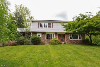47 Sarepta Rd, Belvidere, NJ 07823
