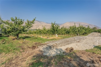 13512 Us Highway 2 Unit 1, East Wenatchee, WA 98802