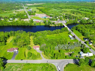 19 Falls Rd, Benton, ME 04901