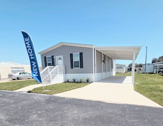 603 63rd St NW Unit J18, Bradenton, FL 34209