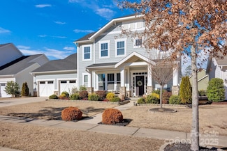 2172 Paddlers Cove Dr, Clover, SC 29710