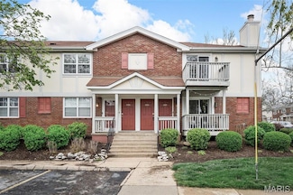 8903 N Swan Cir Unit 8903, Saint Louis, MO 63144