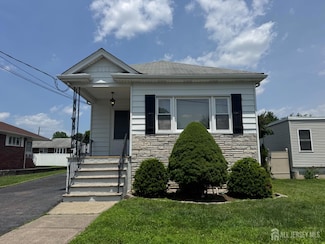 11 1st St, Port Reading, NJ 07064