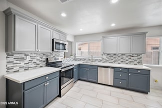 6225 W Mary Jane Ln, Glendale, AZ 85306