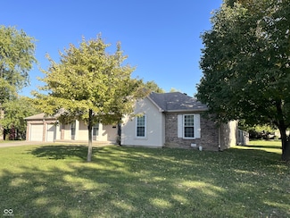 2010 Declaration Dr, Greenfield, IN 46140