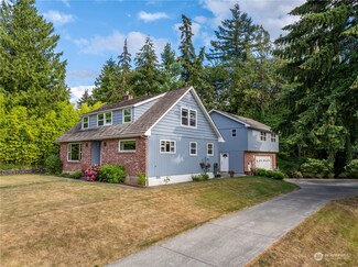 1400 Burcham St, Kelso, WA 98626
