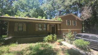 4395 Glade Rd, Forest Park, GA 30297