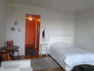 160 Front St Unit 5D, New York, NY 10038