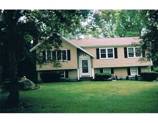 6 Ichabod Ln, Marion, MA 02738