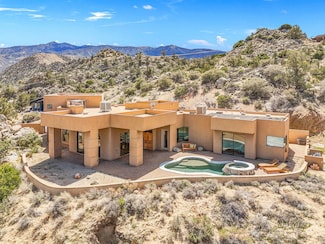 61474 Hanging Rock Ln, Mountain Center, CA 92561