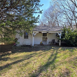 723 E Zaun Ave, Independence, MO 64050