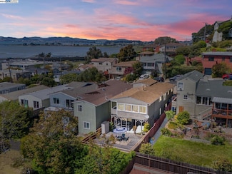 812 Washington Ave, Albany, CA 94706