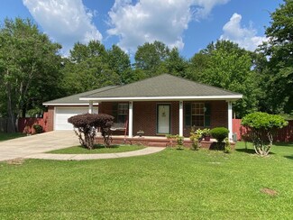 372 Leeville Rd, Petal, MS 39465