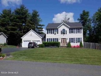 1 Squire Rd, Schenectady, NY 12304