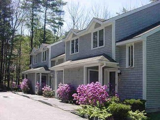19 Holbrook St Unit 10, Freeport, ME 04032