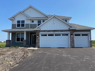 2153 Koronis Cir, Hugo, MN 55038