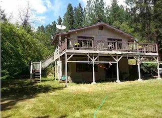 10015 Eliza Gulch Rd, Yreka, CA 96097