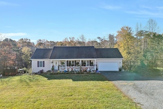 4348 Stewartsville Rd, Moneta, VA 24121