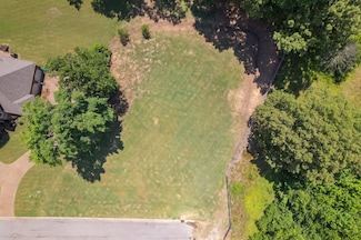 61 Applestone Dr, Jackson, TN 38305