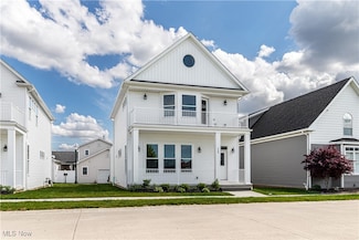 360 Bascule Dr, Lorain, OH 44052