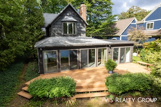 18098 Lovell Rd, Spring Lake, MI 49456