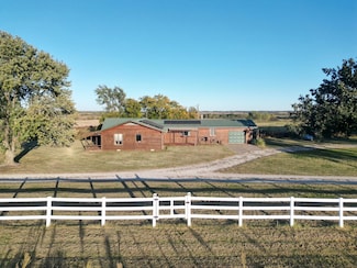 12771 182nd Rd, Winfield, KS 67156