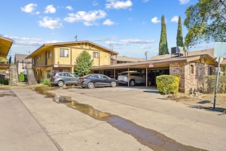623 S Court St, Visalia, CA 93277