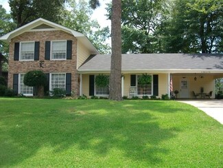 2001 W Elm St, El Dorado, AR 71730