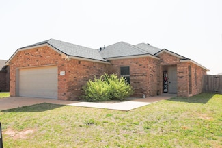 1303 Kingston St, Wolfforth, TX 79382