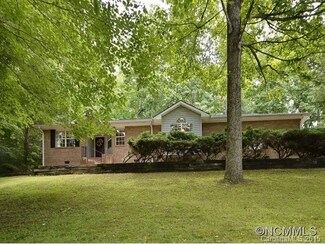 309 Derby Ln, Hendersonville, NC 28739