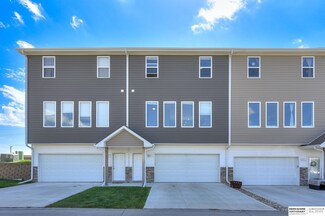 18161 Polk Ct, Omaha, NE 68135